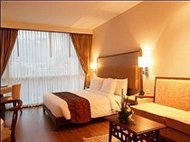 Adelphi Suites