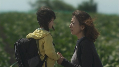 最終回では、芦田愛菜ちゃんの、泣き演技などよりも、うっかりさんを心配する一瞬の表情や、細かい所も見てみると、芦田愛菜ちゃんが、