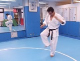 knee-up-and-twist-20150329