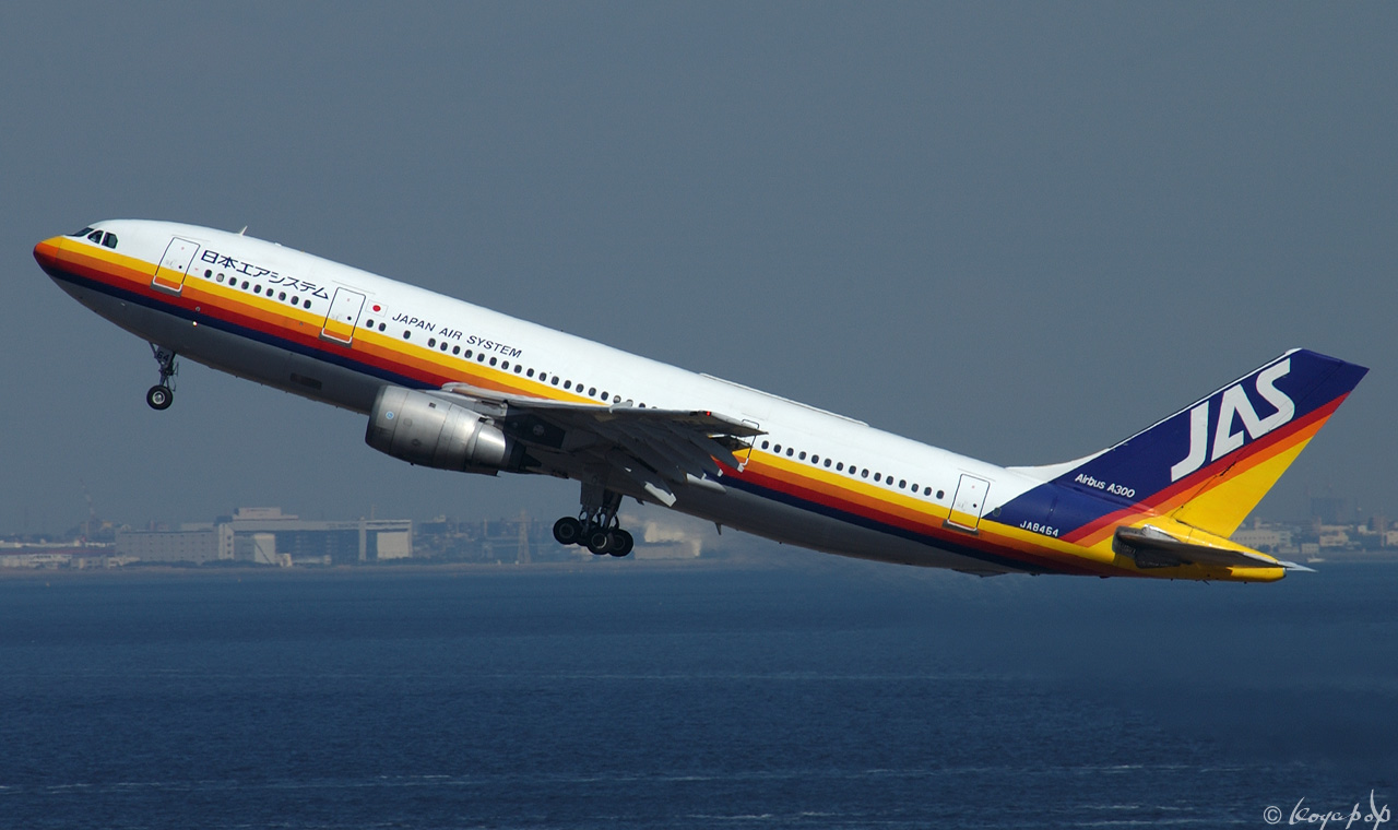 航空機・ヘリコプター JAS A300B2K-3C JA8466 航空機・ヘリコプター JAS A300B2K-3C JA8466 Aircraft Photo of