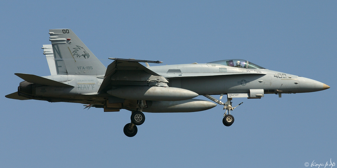 03 400 020408-534x1280