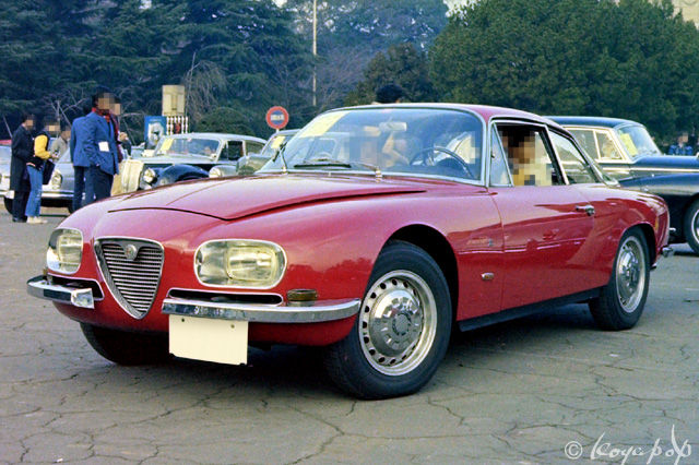 Alfa Romeo 2600 SZ 1965- -02 カムテールを採用したアルファ