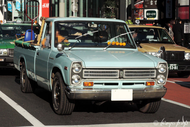 Nissan junior