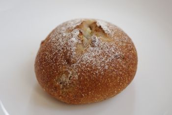 横浜青葉台にあるパン屋「サシハタベーカリー」のパン