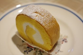葉山にあるケーキショップ「フリューリング」のケーキ