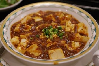 新横浜にある中華料理店「盤古殿」の麻婆豆腐