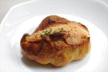 横浜片倉町にあるパン屋「ル・ミトロン(Le Mitron)」のパン
