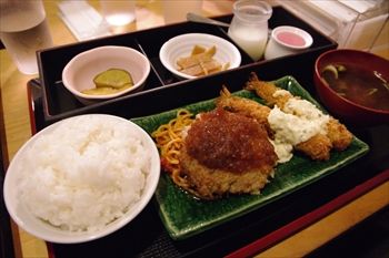 新横浜にある居酒屋「串DINING桜山」のランチ
