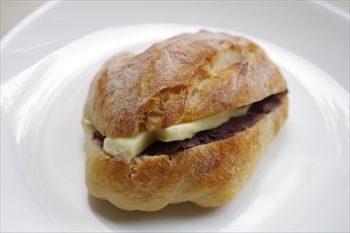 横浜片倉町にあるパン屋「ル・ミトロン(Le Mitron)」のパン
