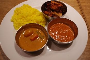 横浜みなとみらいにあるインド料理のお店「カザーナ」のランチ