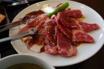 新横浜にある焼肉屋さん「焼肉トラジ」の焼肉ランチ
