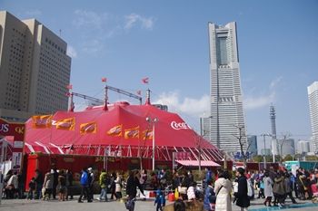 横浜桜木町で公演中の木下サーカス