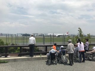 4319F5ED-7116-4823-95FF-3F7B34B60752