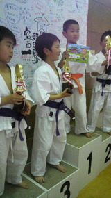 0e49c440.jpg