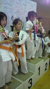 7c1f0370.jpg