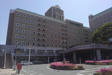 山万ユーカリが丘線05