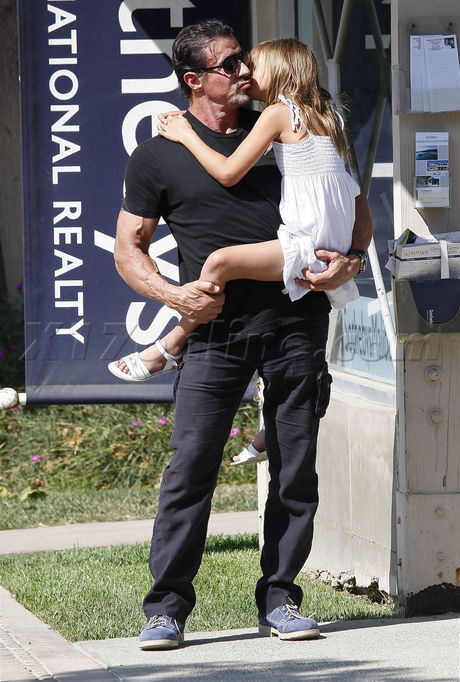stallone092009_04-full