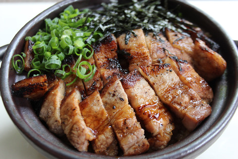 信州高森PORKひつまぶし丼