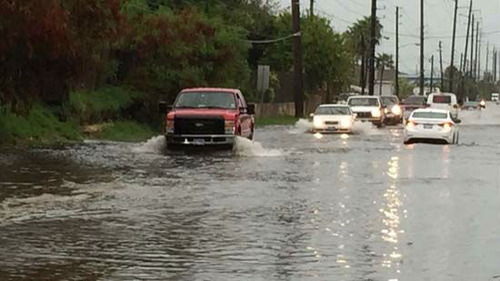 102515-ktrk-damage-storm3-02-img