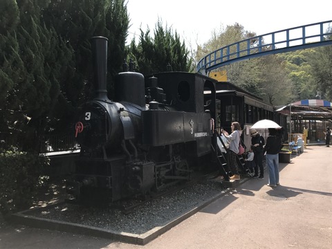 112
