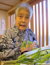 ばあちゃんと枝豆