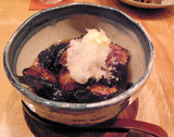 丸茄子と生麩の揚げ出し。