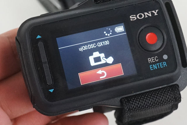 ライブビューリモコンで、レンズスタイルカメラ「DSC-QX100/QX10 ライブビューリモコンで、レンズスタイルカメラ「DSC-QX100/QX10