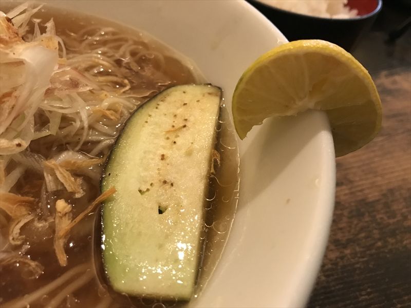 フスマにかけろ 中崎壱丁 中崎商店會1-6-18号ラーメン06