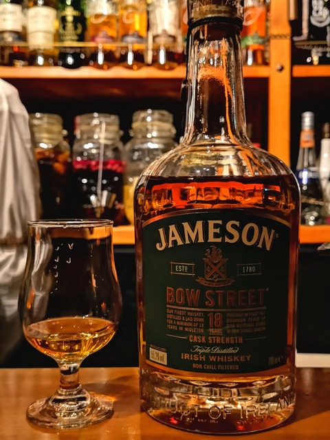 ジェムソン JAMESON ボウ・ストリート 18年 カスクストレングス ジェムソン ボウ・ストリート 18年 アイリッシュウイスキー