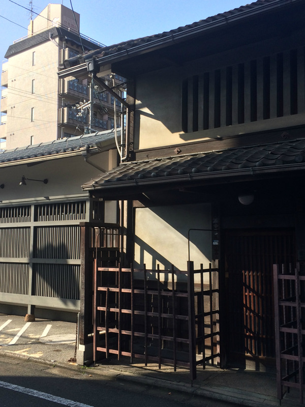 20161122_003952723_iOS