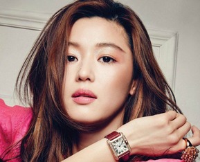 Korean actress Jun-Ji-Hyun