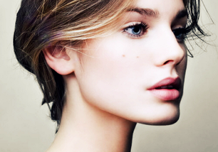 Vanessa Hessler 12
