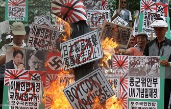 Korean protest anti-Japanese 2