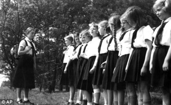nazi girls 2