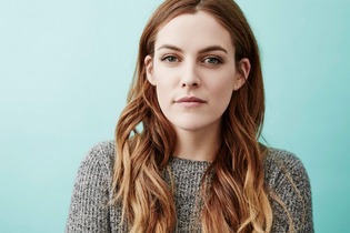 Riley Keough 1