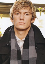 Alex Pettyfer 1