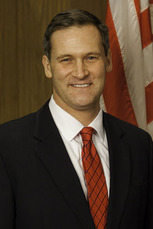 Mike Signer 1