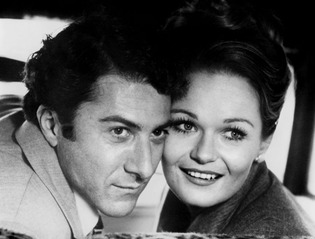 Dustin Hoffman as Lenny with Valerie