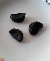 黒にんにく3片