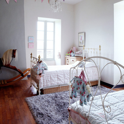 Lovely-Girls-Bedroom-Ideas-4