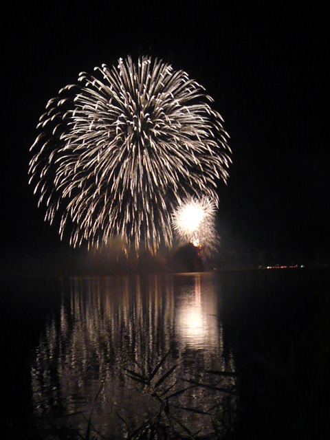 24神西湖花火1(ブログ用)