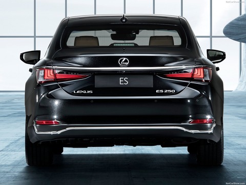Lexus-ES-2019-1600-1e