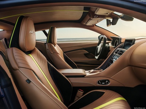 Aston_Martin-DB11_AMR-2019-1600-0e