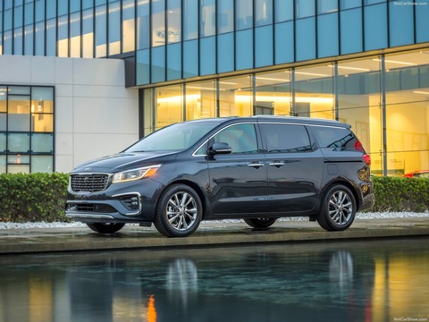 Kia-Sedona-2019-1600-02