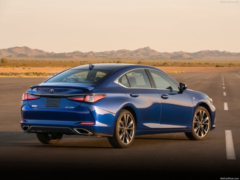Lexus-ES-2019-1600-18