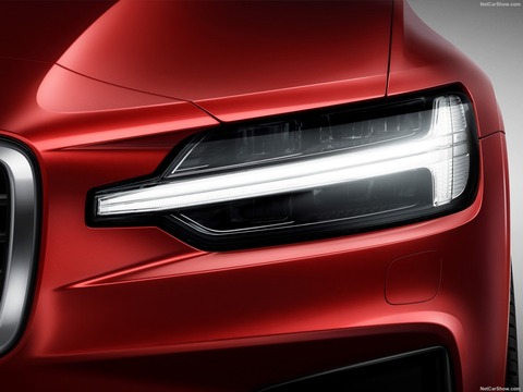 Volvo-S60-2019-1600-6d