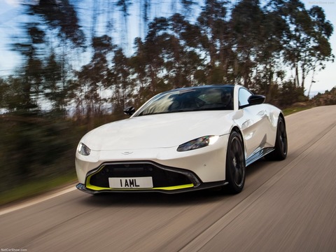 Aston_Martin-Vantage-2019-1600-15