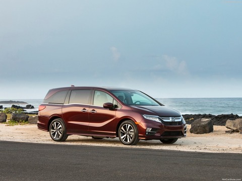 Honda-Odyssey-2018-1600-15