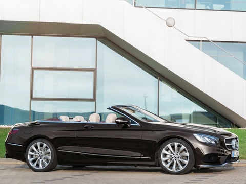 Mercedes-Benz-S-Class_Cabriolet-2018-1600-03