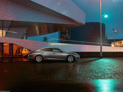 Lexus-ES-2019-1600-11